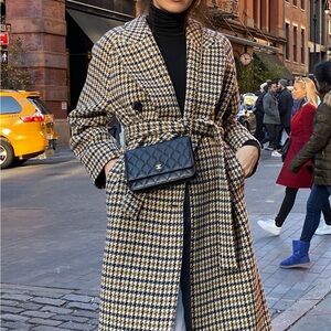 CHANEL Wool and Cashmere Houndstooth Coat